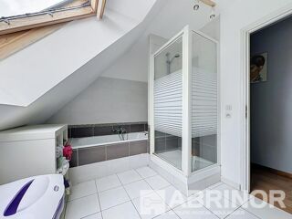  Maison à vendre 8 pièces 196 m²