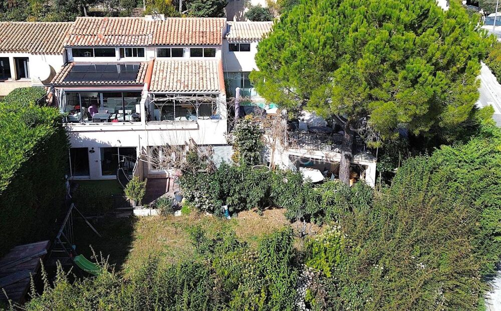 A vendre maison magnifique de 5 pièces , avec un jardin privé et 2 terrasses sur Venelles