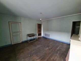 Vente Immeuble Immeuble centre ville à réhabiliter, emplacement de choix Villebois lavalette