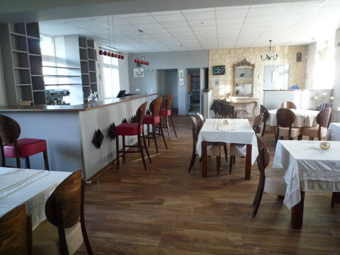   CONDE EN BRIE (02) à vendre murs d'un restaurant avec matériel, 7 chambres meublées et un appartement 