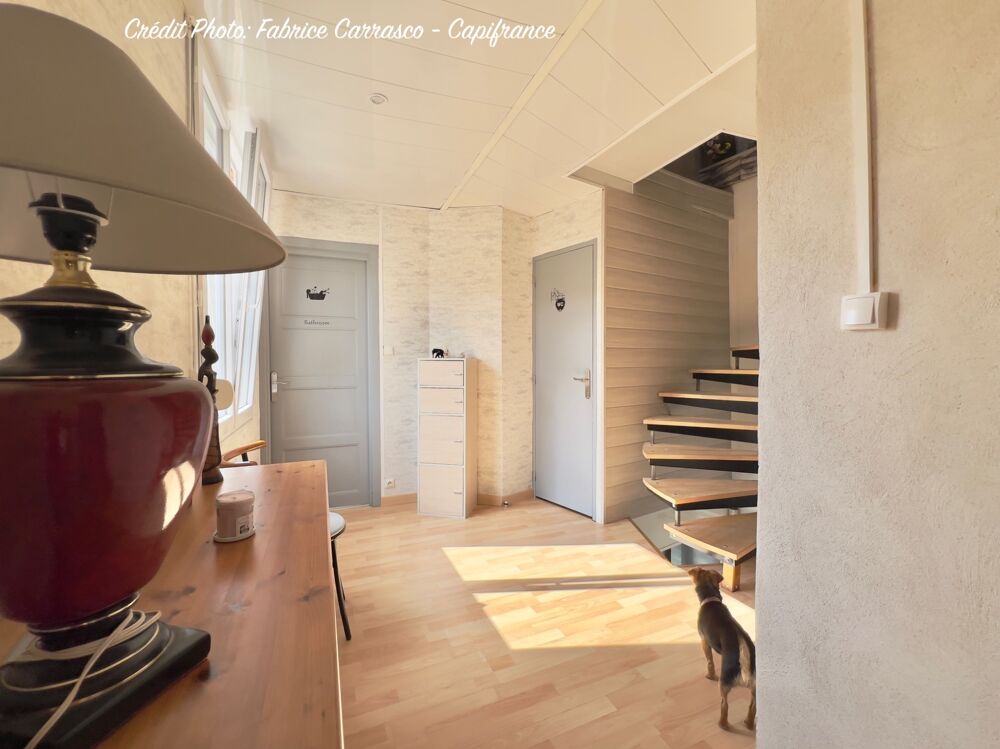 Vente Maison Maison à vendre 6 pièces GERZAT (63) Centre-ville Maison familiale de caractère de 145 m² avec terrasse, toit-terrasse, cuisine Gerzat