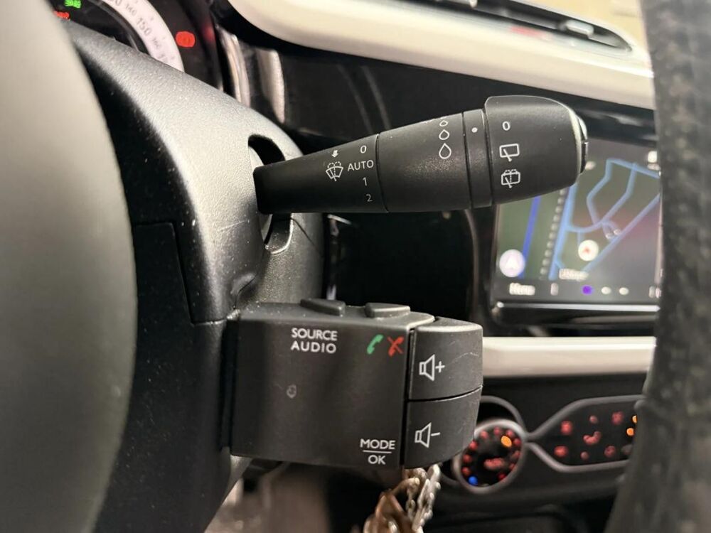 Twingo Vibes CAMERA DE RECUL / CARPLAY FEUX AUTO 2021 occasion 17139 Dompierre-sur-Mer