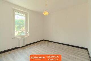  Appartement � vendre 5 pi�ces 77 m�