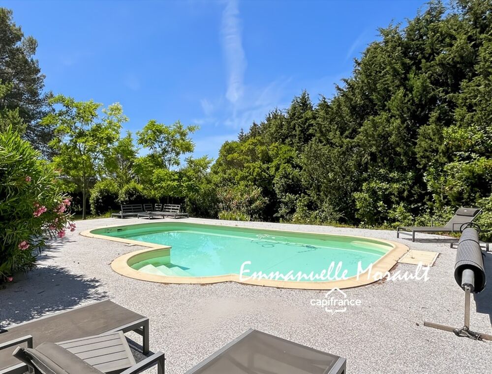 Villa provençale de plain-pied avec 4 chambres et piscine à Bagnols-en-Forêt