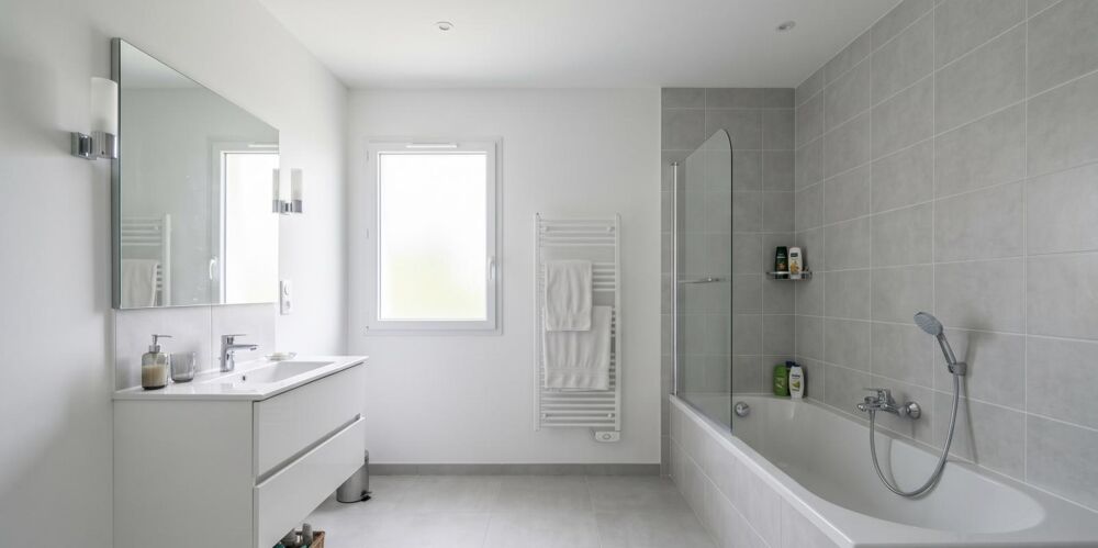 Vente Appartement IDÉALEMENT SITUÉ - appartement T4 + balcon Salles