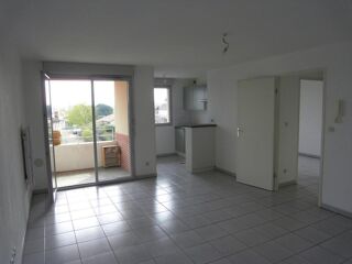  Appartement à louer 2 pièces 44 m²