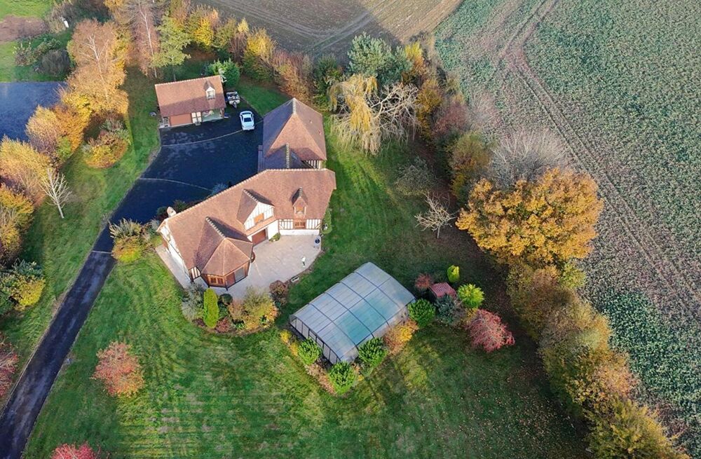 Maison normande avec annexe & piscine- 5 000 m² de jardin, Entre Lisieux et Pont-l'Évêque