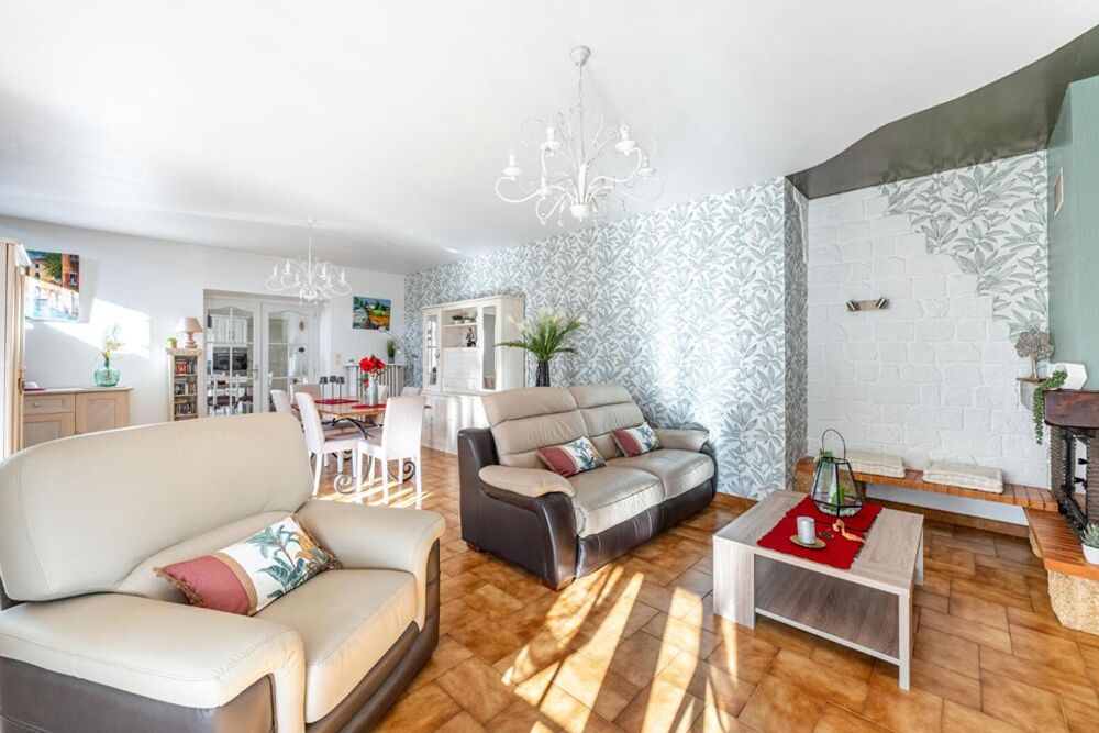 Vente Maison Maison Jons limite Jonage 5 pièce(s) 170 m2 Jonage