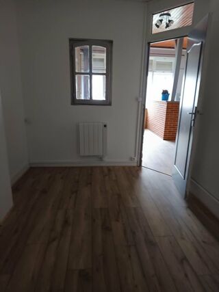  Appartement à louer 2 pièces 40 m²