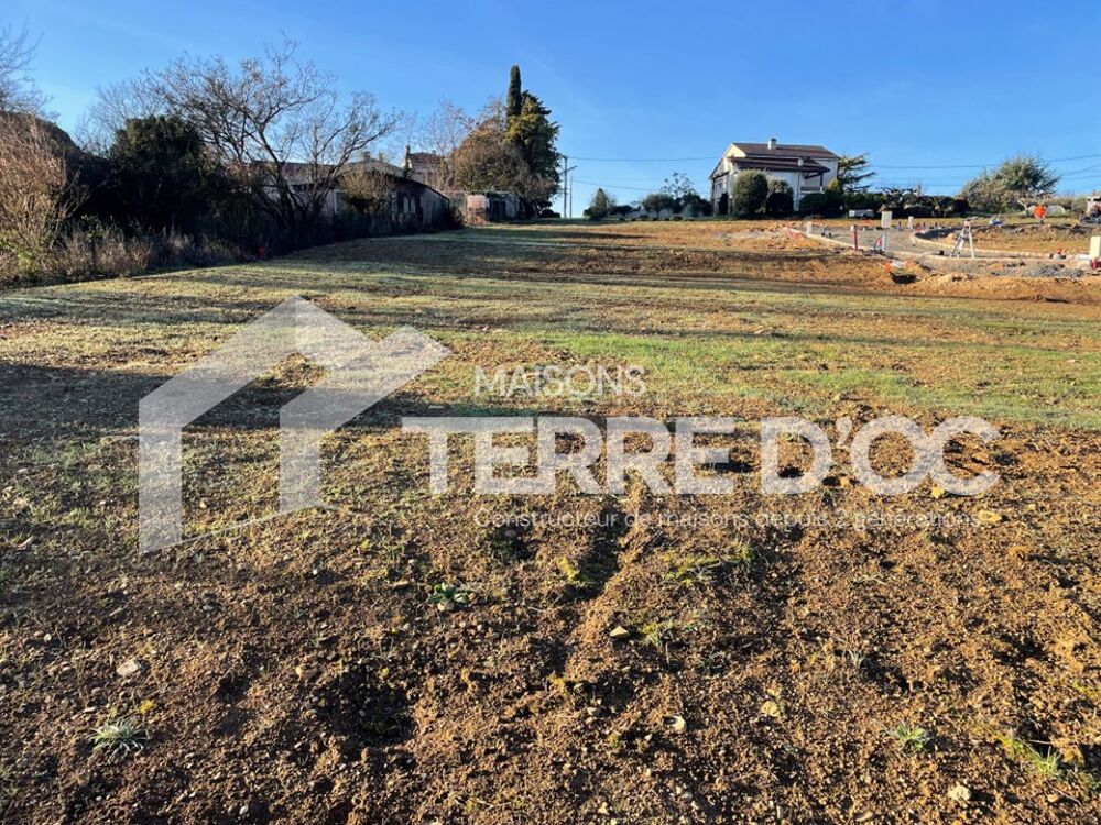 Terrain + maison à vendre à Carlus