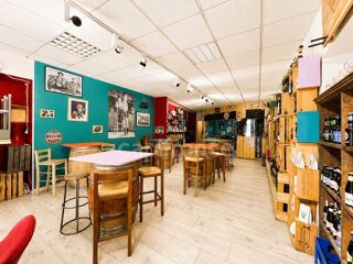  Immeuble à vendre 6 pièces 188 m²