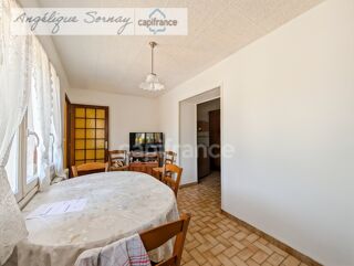  Maison à vendre 10 pièces 202 m²