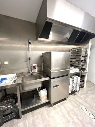  Immeuble � vendre 10 pi�ces 60 m�