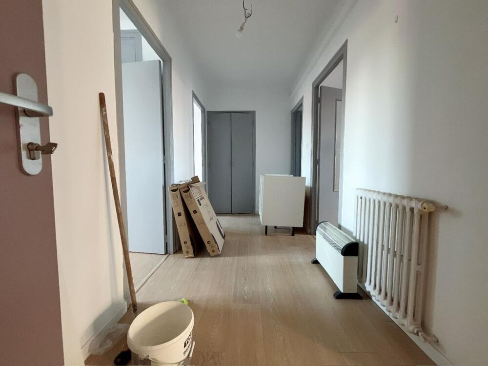 Charmant appartement T3 entièrement rénové de 64 m² au 2 eme étage sans ascenseur d'une petite copropriété