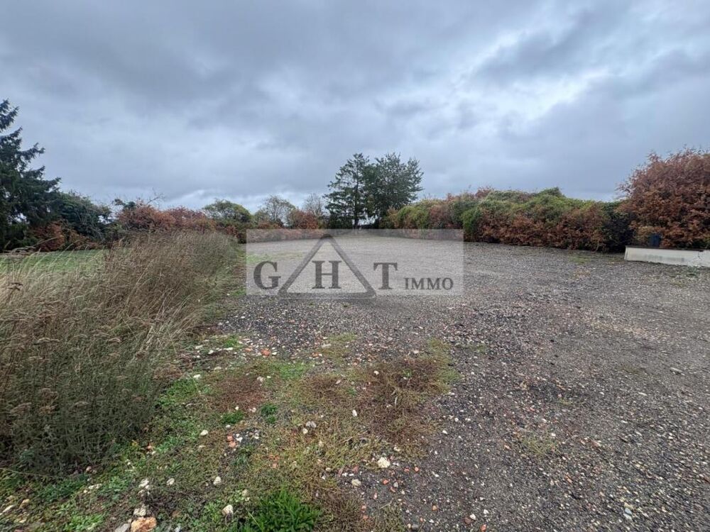 Location Terrain TERRAIN INDÉPENDANT À LOUER – 600 M² – FONTENAY-TRÉSIGNY (77 Fontenay tresigny