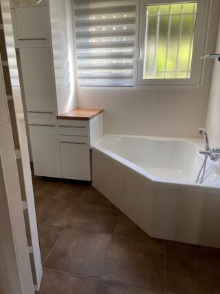  Appartement � louer 5 pi�ces 145 m�