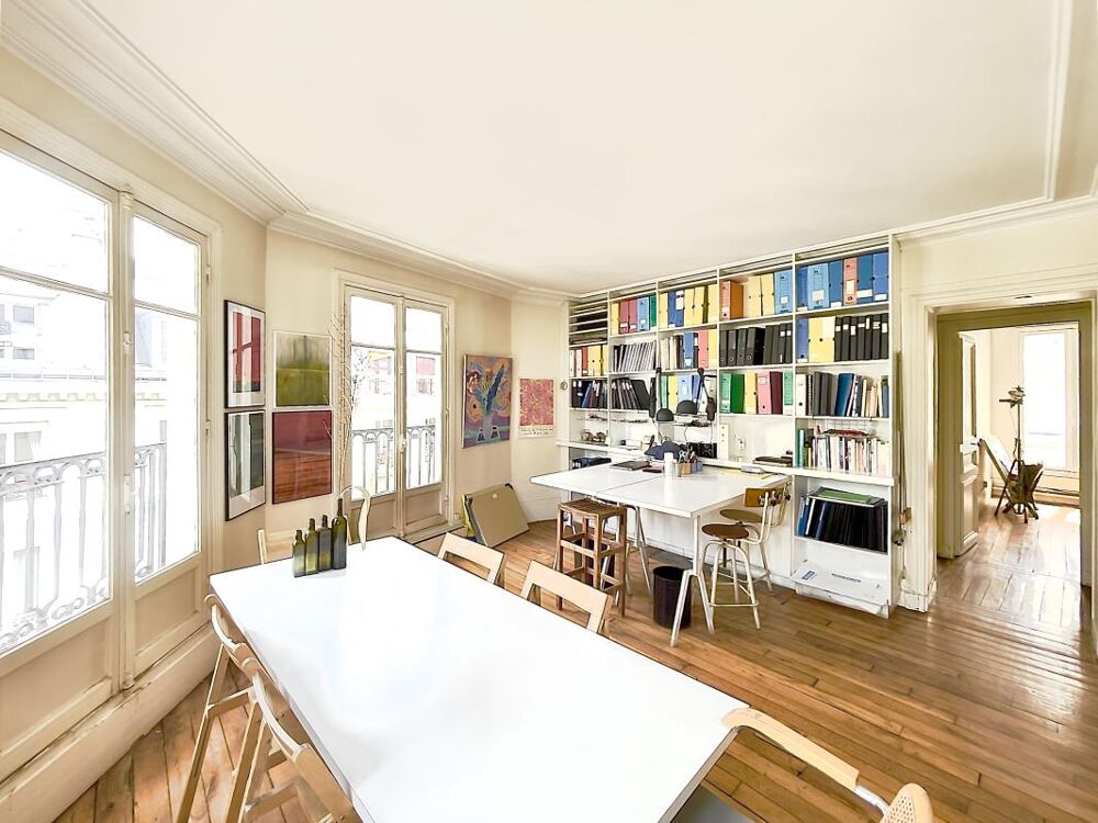   Bureau Paris 4