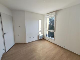  Appartement � louer 4 pi�ces 90 m�