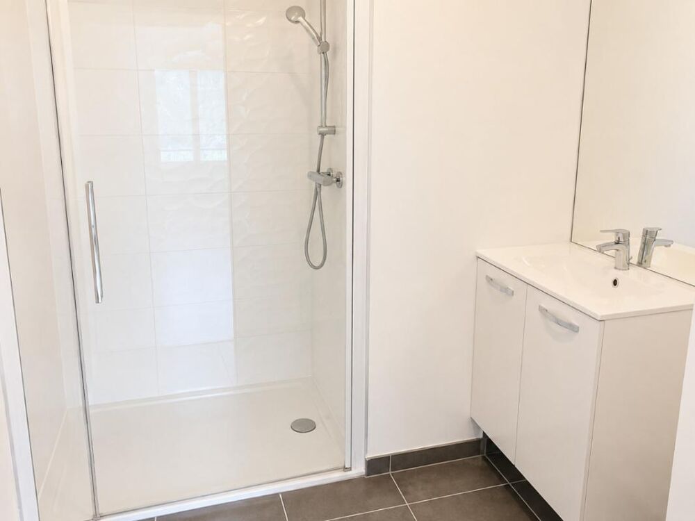 Location Appartement Appartement 2 pièces avec balcon et parking à ST LEGER DU BOURG DENIS Saint leger du bourg denis