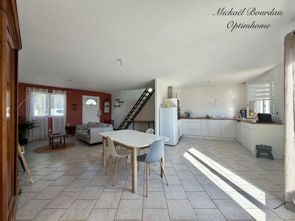 OIZÉ  Maison familiale de 2005  5 chambres  Vie de plain-pied  DPE