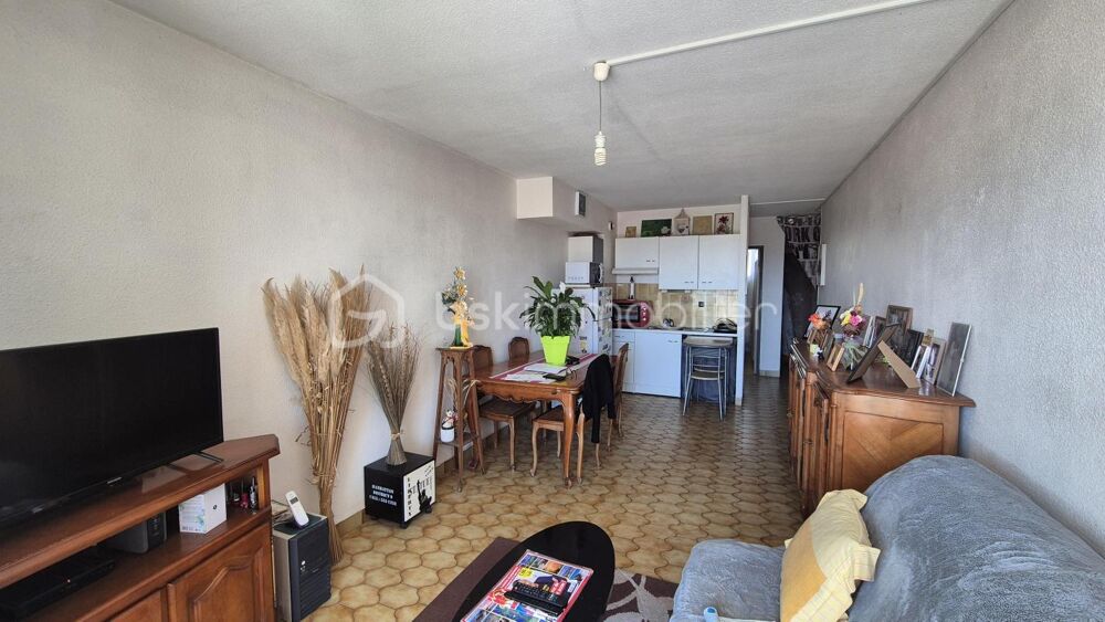 A VENDRE APPARTEMENT T3 LOUE A L ANNEE DE 43 M² A SAINT CYPRIEN PLAGE - COTE PORT - LOGGIA- PARKING PRIVE - CAVE INDIVIDUELLE -