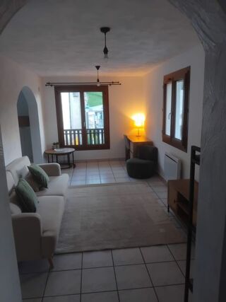  Appartement à louer 4 pièces 71 m²