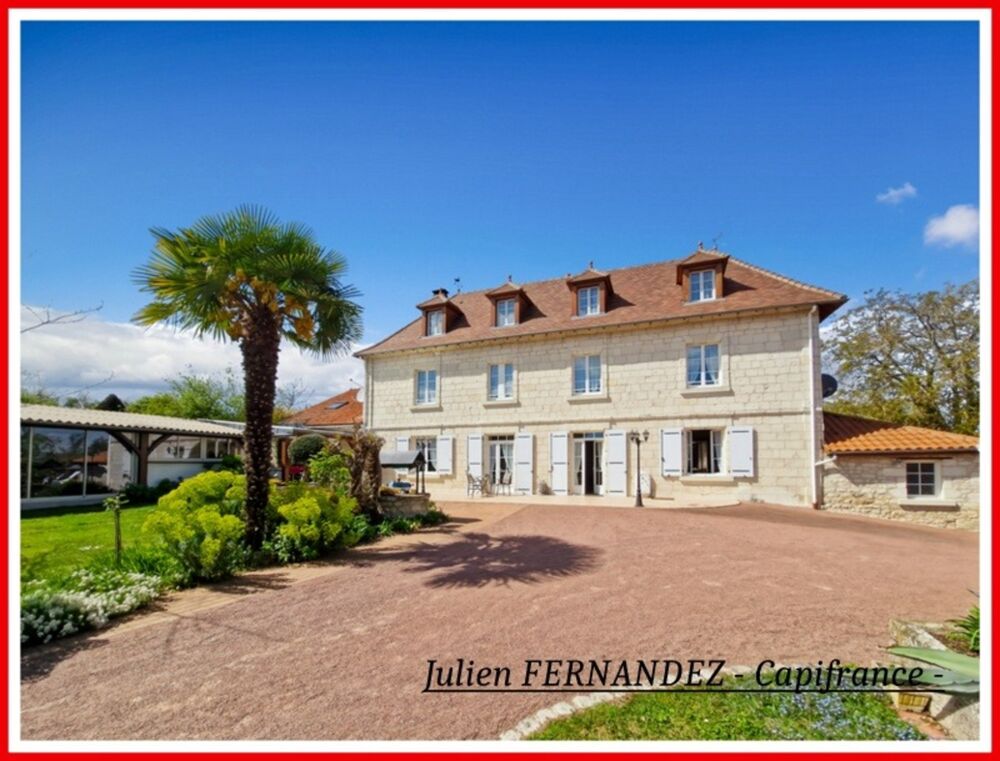 Dpt Vienne (86), à vendre CHÂTELLERAULT Propriété P15 de 385,12m² -Terrain de 21142m²