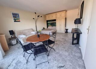  Appartement à louer 1 pièce 35 m²