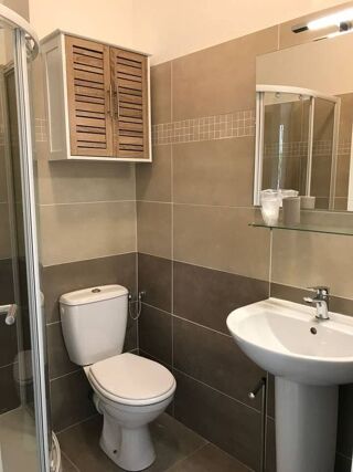  Appartement à louer 1 pièce 21 m² Nice