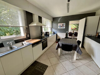  Maison � vendre 9 pi�ces 245 m�