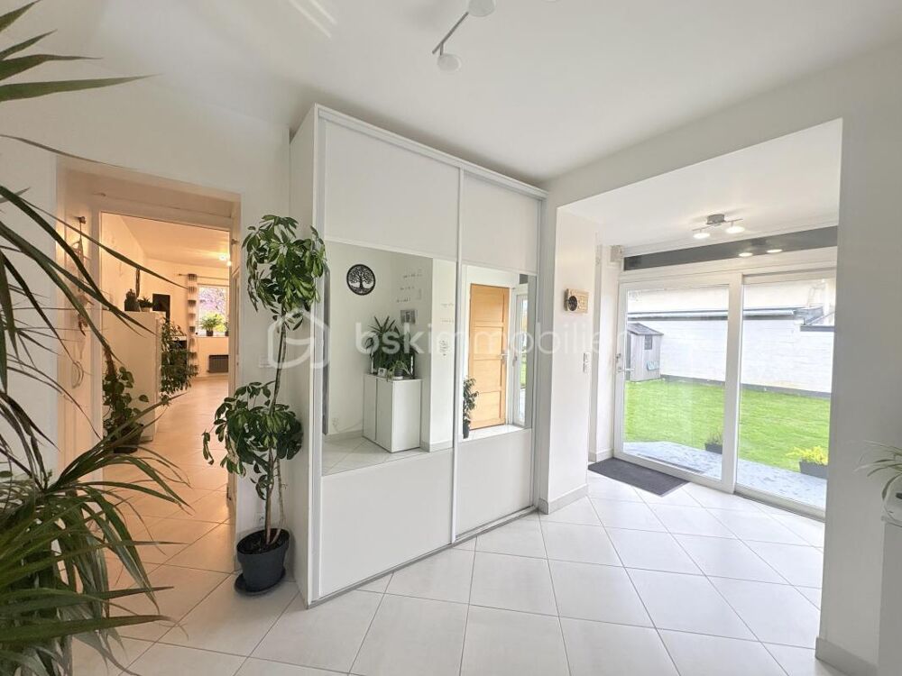 Vente Maison Maison de ville familiale 120 m2 3 chambres avec jardin garage et accès rapide gare Templemars