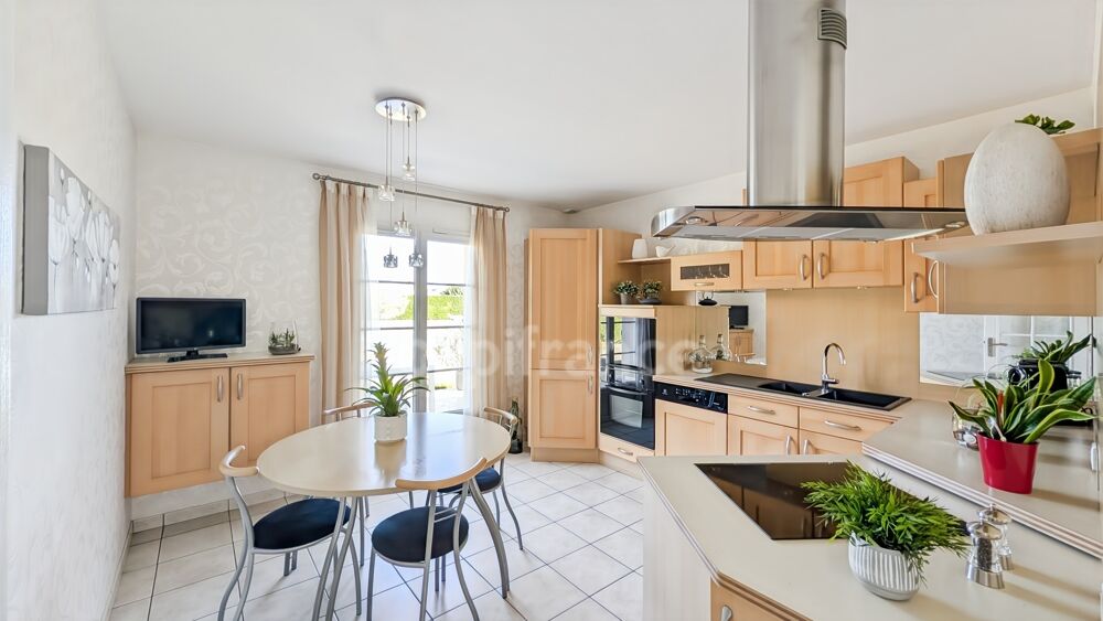 Vente Maison SAINT MARCEL (71) Belle Villa de caractère de 149 m² 4 chambres  garage piscine terrain de 1601 m² ! Saint marcel