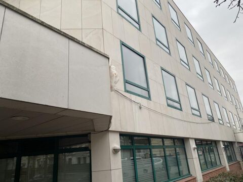 Bureaux fonctionnels situés à proximité immédiate de la Gare de Melun 9713 77000 Melun