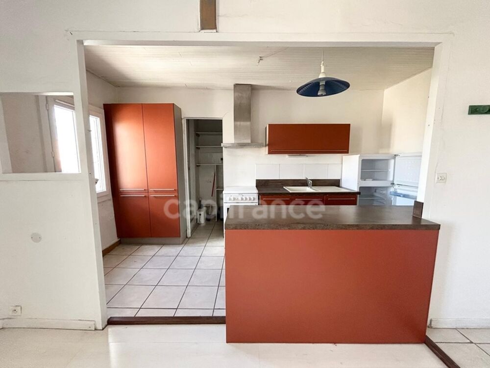 Appartement T4 de 71 m²  Dernier étage  Quartier Gare de SETE (34)