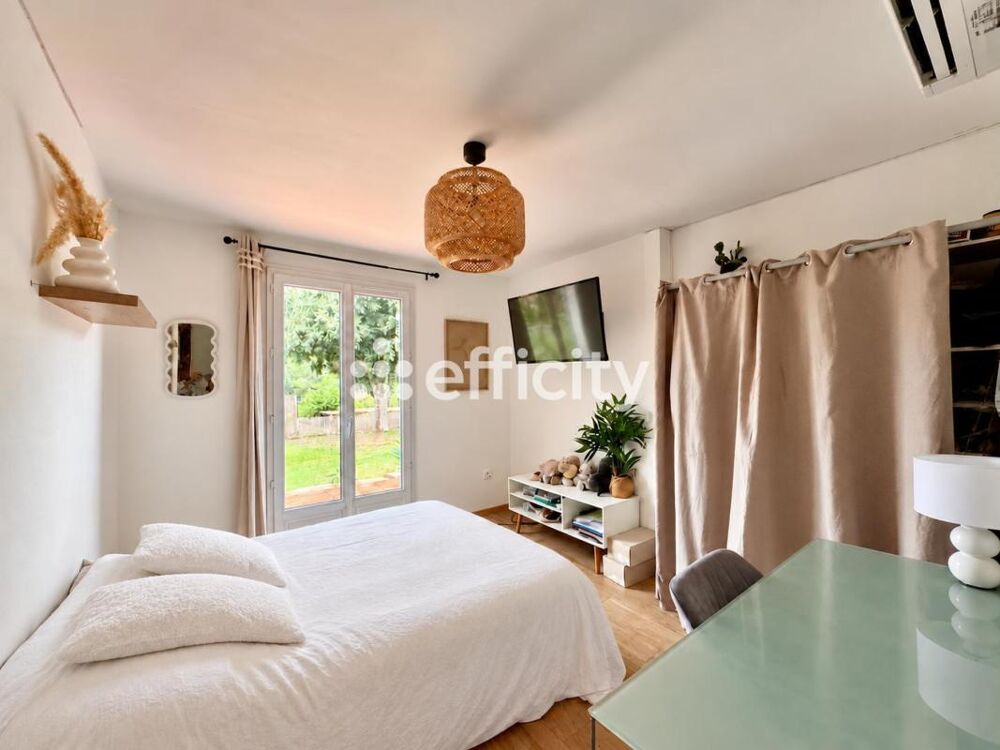 à vendre  Villa Sanary-sur-Mer (83110)