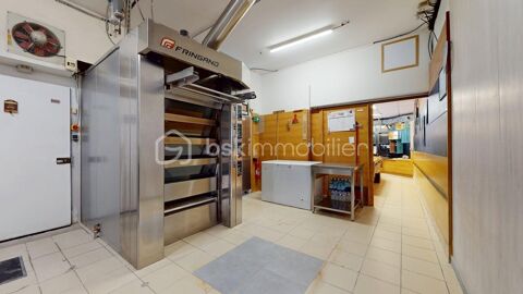   ? Fonds de commerce boulangerie-pâtisserie – Saintes – Emplacement stratégique sur avenue passante, proche lycée – Matériel d'ex 