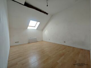 Vente Maison MAISON 4 PIÈCES – 3 CHAMBRES – JARDIN – VIERZON (18) Vierzon