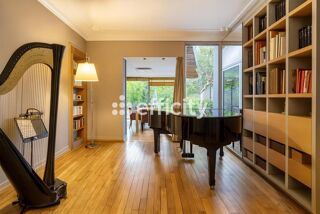  Villa � vendre 10 pi�ces 230 m�