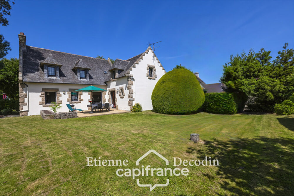 MAISON F7 À VENDRE - SAINT-RENAN (29) - CENTRE-VILLE - 225 M² HABITABLES - TERRAIN 1075 M² - DOUBLE GARAGE
