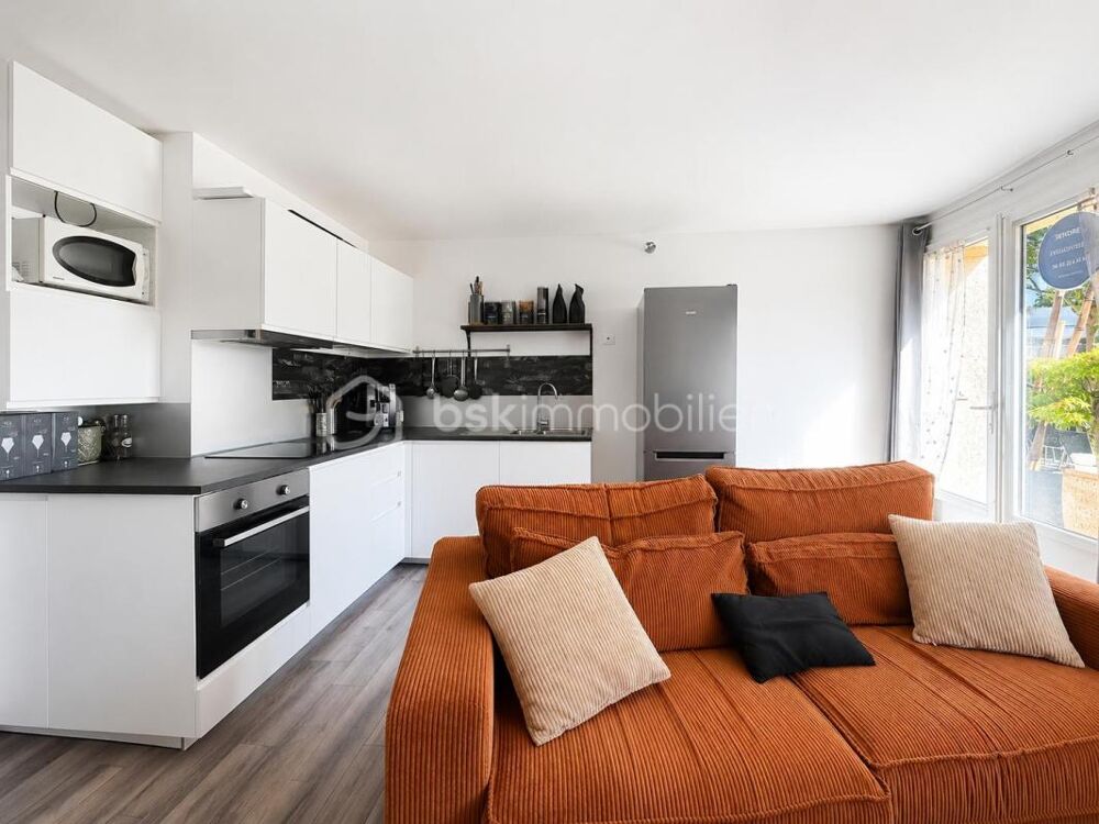 53 m² entièrement rénovés  Garage  Centre de Notre-Dame-de-Monts