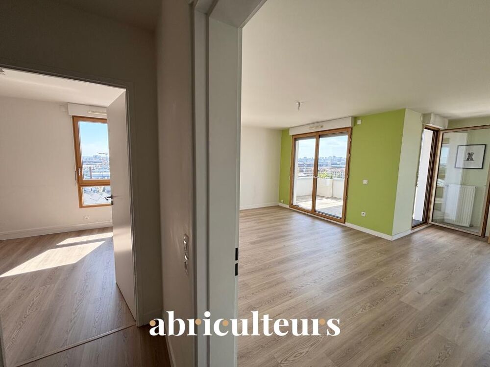 Appartement de caractère de 119 m² avec balcon et terrasse dans un Immeuble darchitecte à la vente à Aubervilliers (93300)