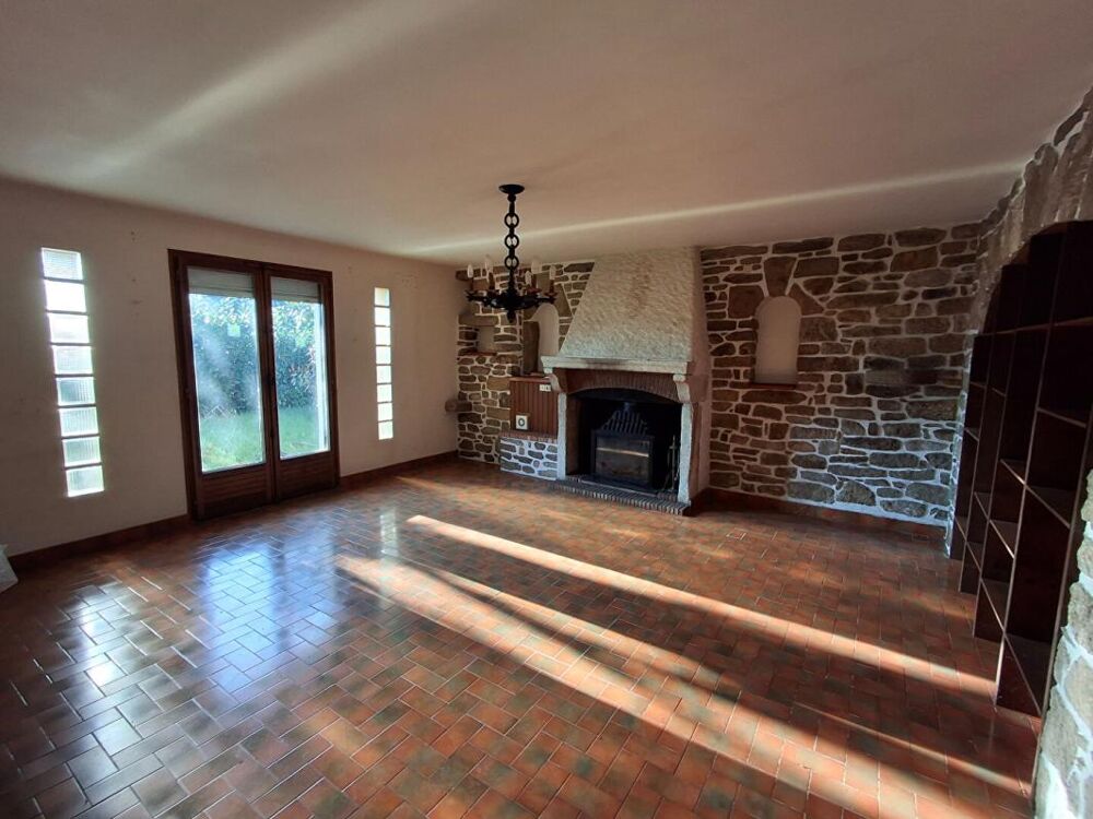 Vente Maison Maison à rénover Saint Hilaire De Clisson 9 pièce(s) 130 m2 Saint hilaire de clisson