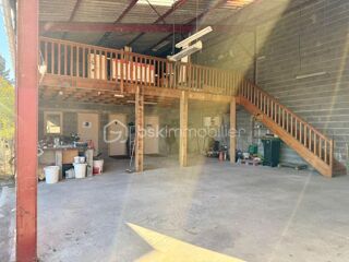  Immeuble � vendre 1 pi�ce 220 m�