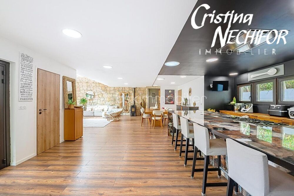 Propriété exceptionnelle  267 m² + dépendance 40 m²  calme absolu  aux portes de Chessy