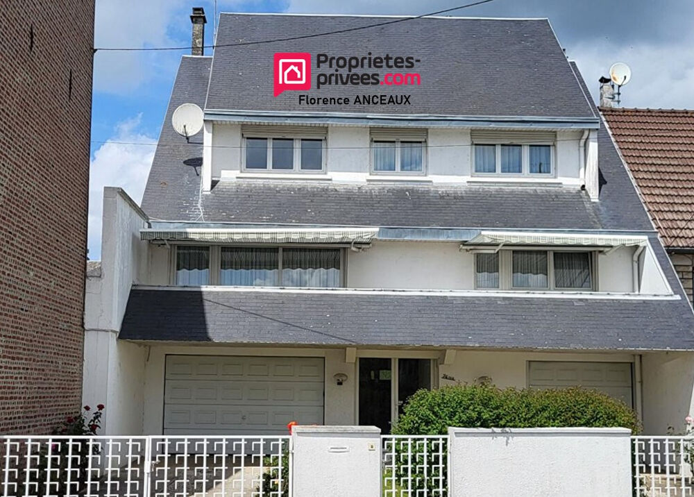 PAVILLON D'ARCHITECTE AVEC JARDIN ET 2 DB GARAGES