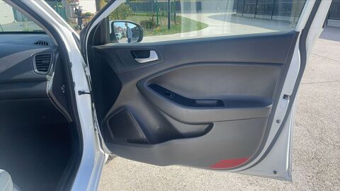 i20 II 1.2 75 Initia - Premi&egrave;re main 2019 occasion 76330 Petiville