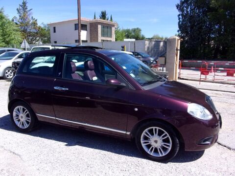 Ypsilon 1,4 PLATINO BOITE AUTO 2008 occasion 13510 &Eacute;guilles