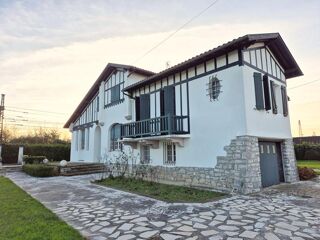  Maison � vendre 8 pi�ces 179 m�