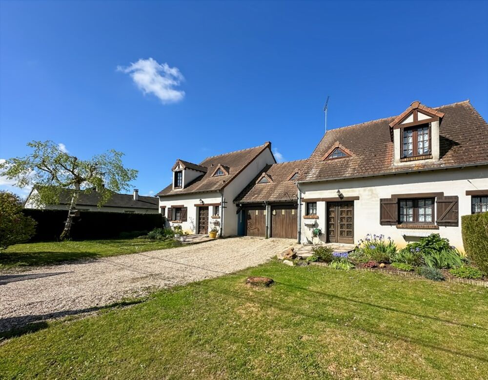 Vente Maison VILLEMARECHAL (77) Très rare ! 2 maisons de 115 m2 sur une seule parcelle terrain de 1 700 m2 Villemarechal