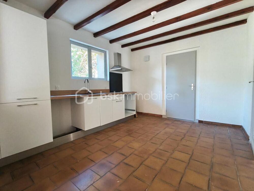 Vente Maison Maison individuelle, en ville, avec garage et jardinet. Trois chambres Moissac